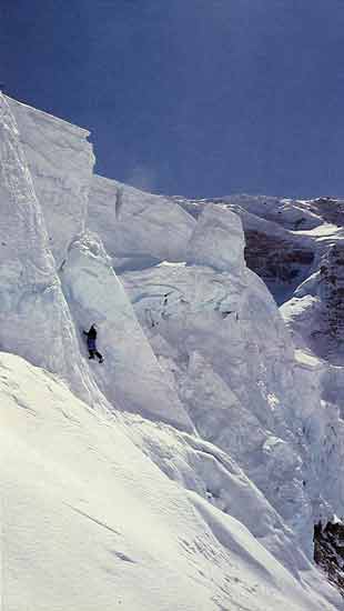 
Reinhold Messner Climbing Icewall - 3x8000 Mein grosses Himalaja-Jahr (Reinhold Messner) book
